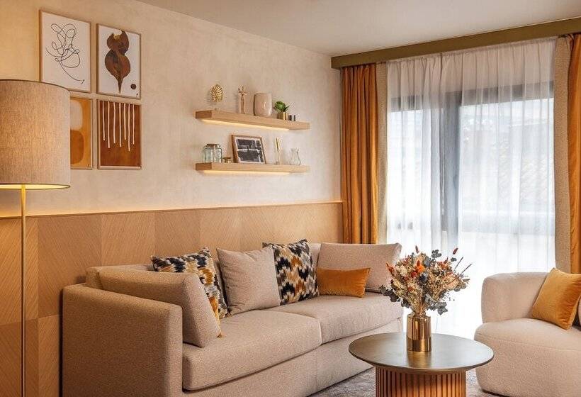 سوییت, Hôtel Burdigala By Inwood Hotels