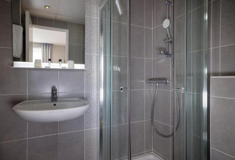 标准间, Charlemagne