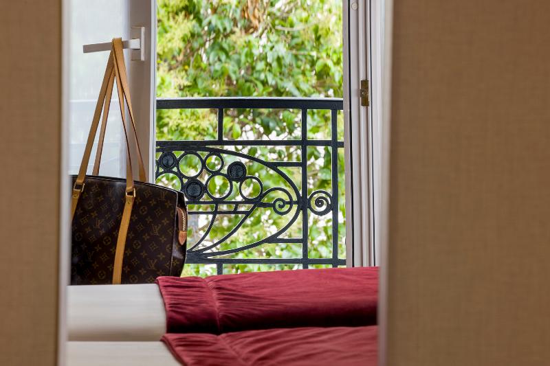 高级大房间, Charlemagne