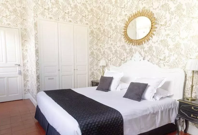 ガーデンビュークラシックルーム, Château Du Clair De Lune   Boutique Luxury
