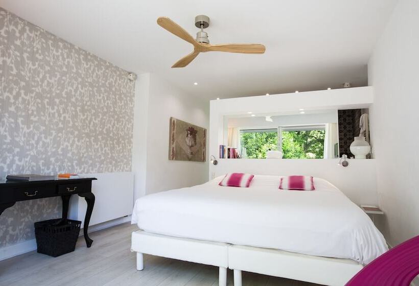 家庭房带园景, Château Du Clair De Lune Boutique Luxury