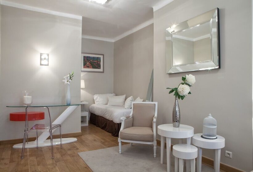 סוויטה, De France