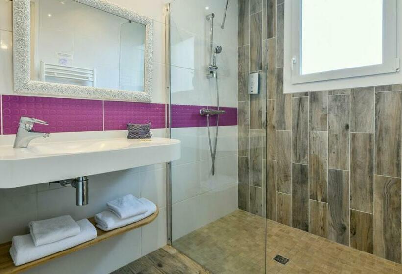 Pokój Comfort, Logis Hotel De France