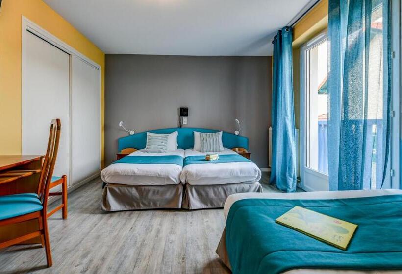 スタンダード４人部屋, Logis Hotel De France