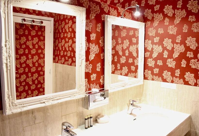 اتاق استاندارد, De La Bretonnerie