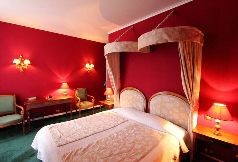 سوییت جونیور, De La Bretonnerie