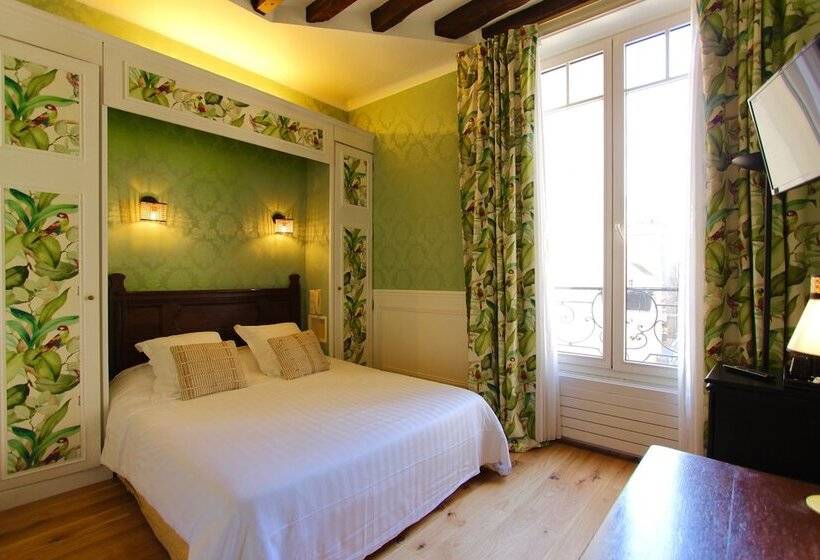 اتاق کلاسیک, De La Bretonnerie