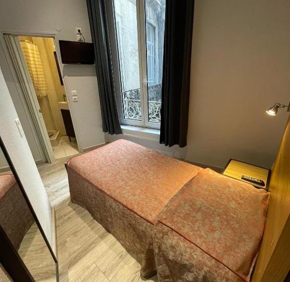 스탠다드 싱글 룸, De La Comedie