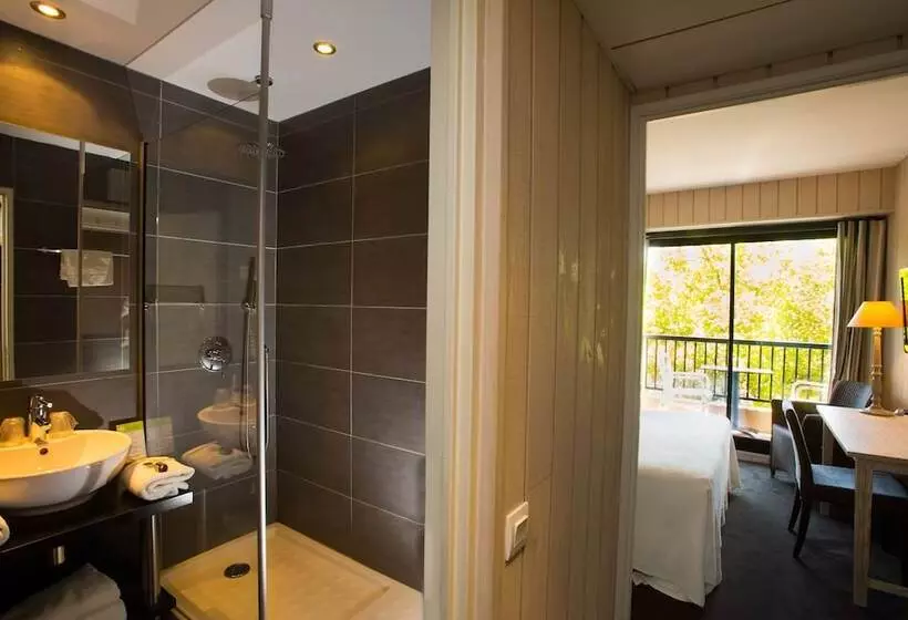 اتاق استاندارد سه نفره, Hôtel Arcanse By Inwood Hotels