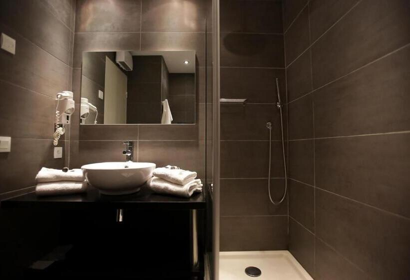 Номер Стандарт Трехместный, Hôtel Arcanse By Inwood Hotels