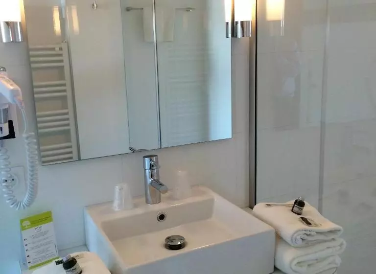 سوییت جونیور با چشم‌انداز دریا, Hôtel Arcanse By Inwood Hotels