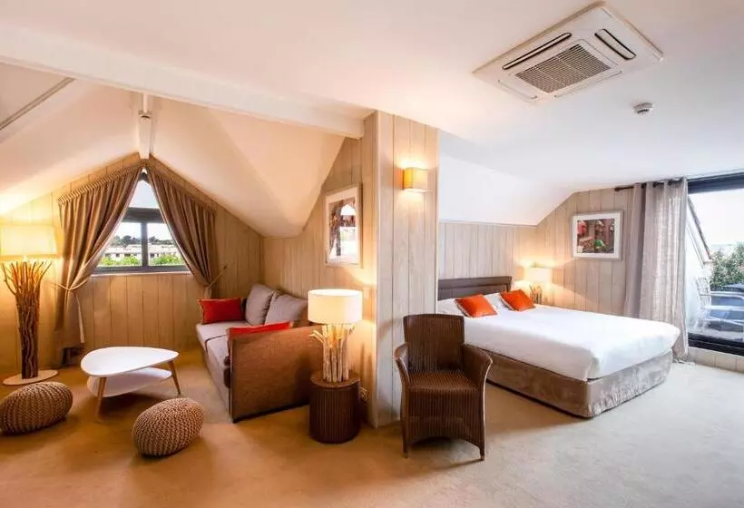 سوییت جونیور با چشم‌انداز دریا, Hôtel Arcanse By Inwood Hotels
