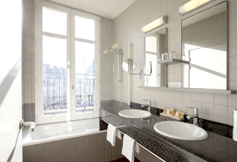 חדר קומפורט, De Normandie