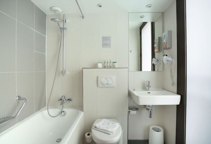 スーペリアールーム, Eiffel Capitol