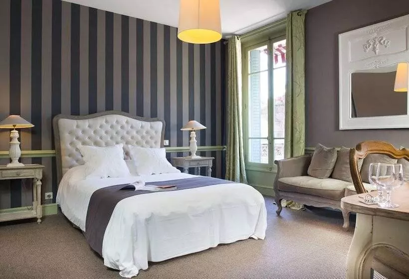 デラックスルーム, Hôtel Helvie
