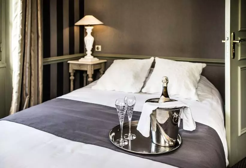 デラックスルーム, Hôtel Helvie