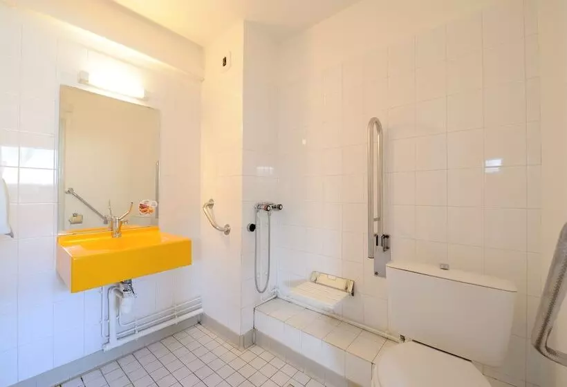 اتاق استاندارد چهار تخته, Hôtel Kennedy Parc Des Expositions