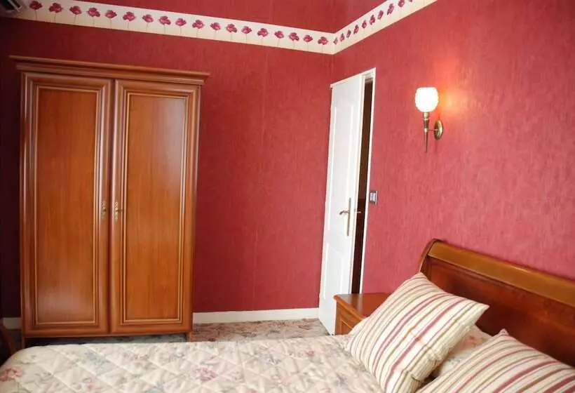 スタンダード４人部屋, Hôtel Le Bellevue Montrichard 3 étoiles