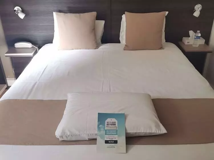 Chambre Standard, Kyriad Epernay