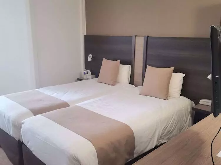Chambre Standard, Kyriad Epernay