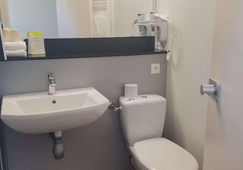 غرفة قياسية ثلاثية, Kyriad Epernay