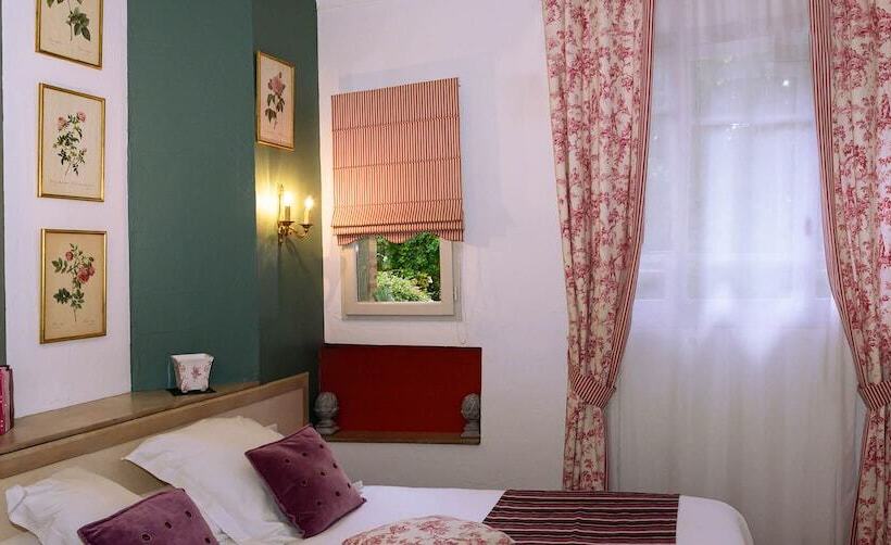 غرفة قياسية, La Casa Pairal