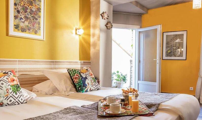 غرفة قياسية, La Casa Pairal