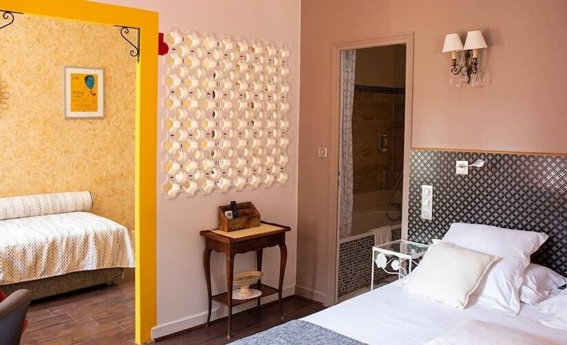 غرفة قياسية, La Casa Pairal