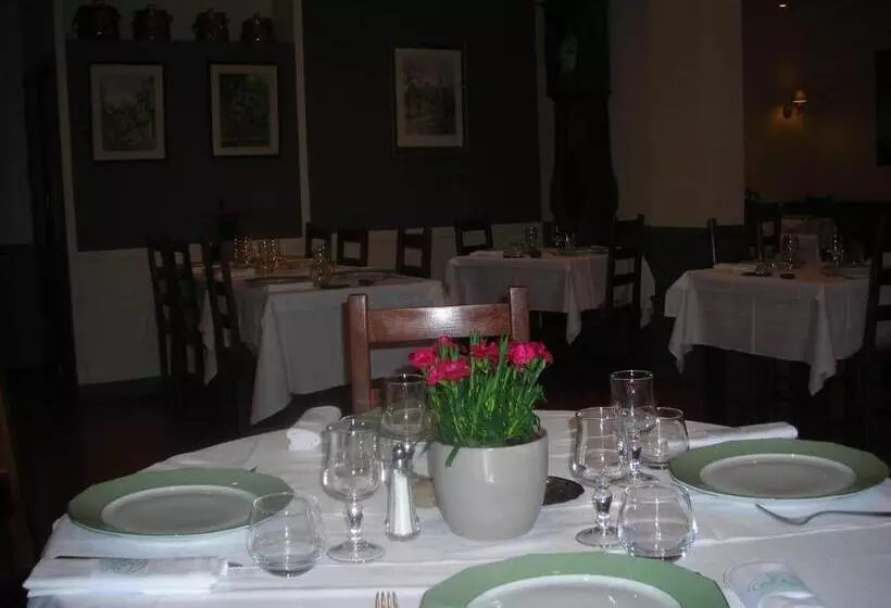 スタンダードトリプルルーム, Logis Hôtel Restaurant Belle Rive