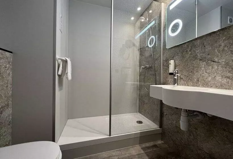 スタンダードルーム, Logis Hôtel Restaurant Des Acacias Lille Tourcoing