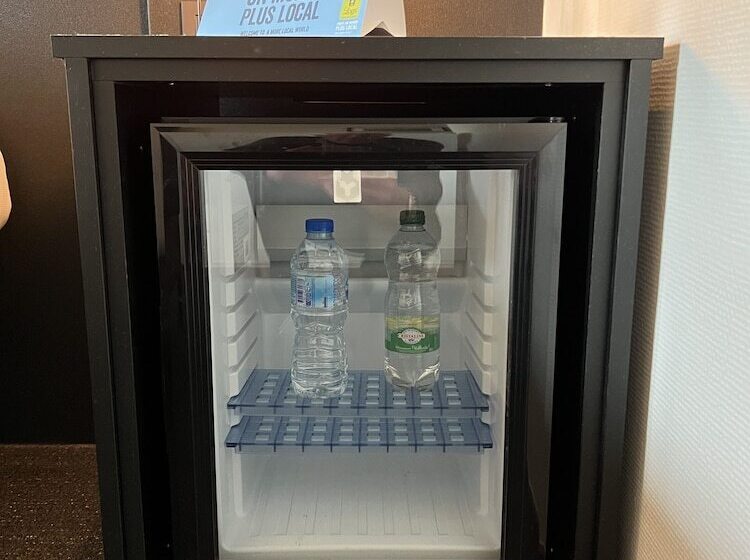 프리미엄 룸, Logis Hôtel Restaurant Des Acacias Lille Tourcoing