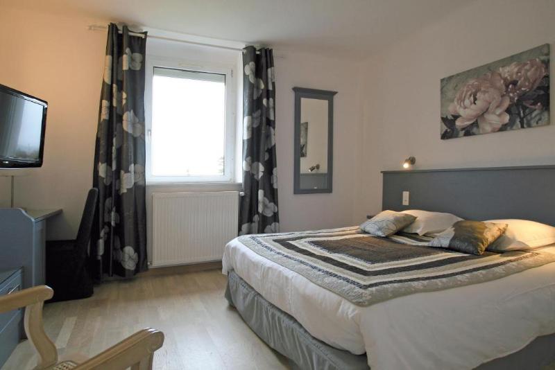 Номер Стандарт Вид на Сад, Logis Hotel Restaurant Spa Beau Site