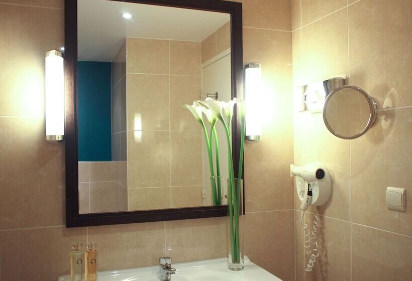 Номер Престиж, Mercure Angers Centre Gare