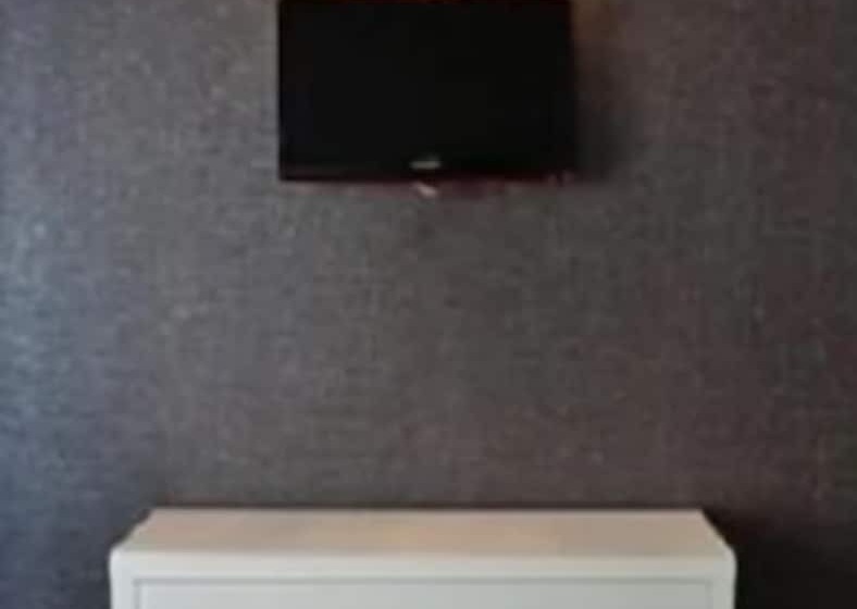 스탠다드 싱글 룸, Schtak