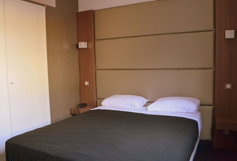 스탠다드 싱글 룸, Schtak