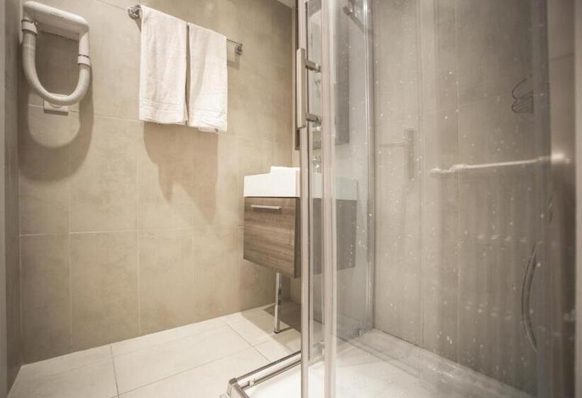 스탠다드 룸, Schtak