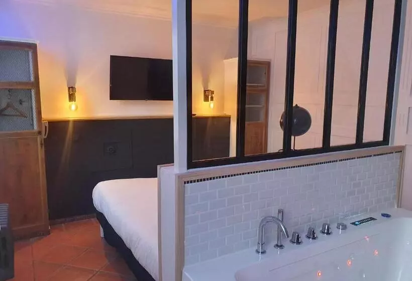 スイート, The Originals Boutique, Clair Hôtel, Martigues