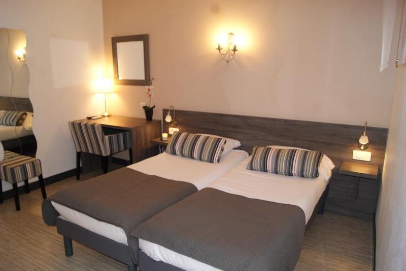 Номер Стандарт, The Originals Boutique, Hôtel Danieli, Avignon