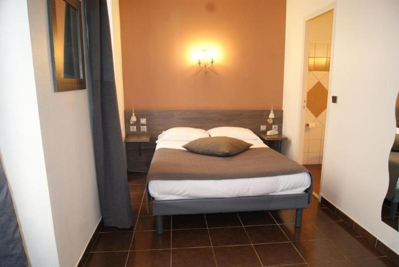 اتاق استاندارد یک نفره, The Originals Boutique, Hôtel Danieli, Avignon