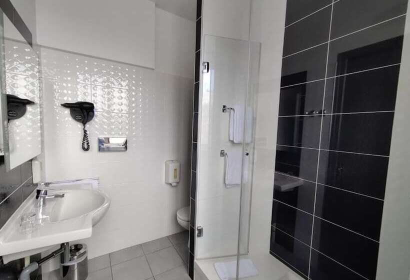 舒适型房间, The Originals Boutique, Hôtel De L Univers, Montluçon