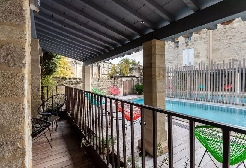 سوییت خانوادگی, Boutique Hôtel Entraigues