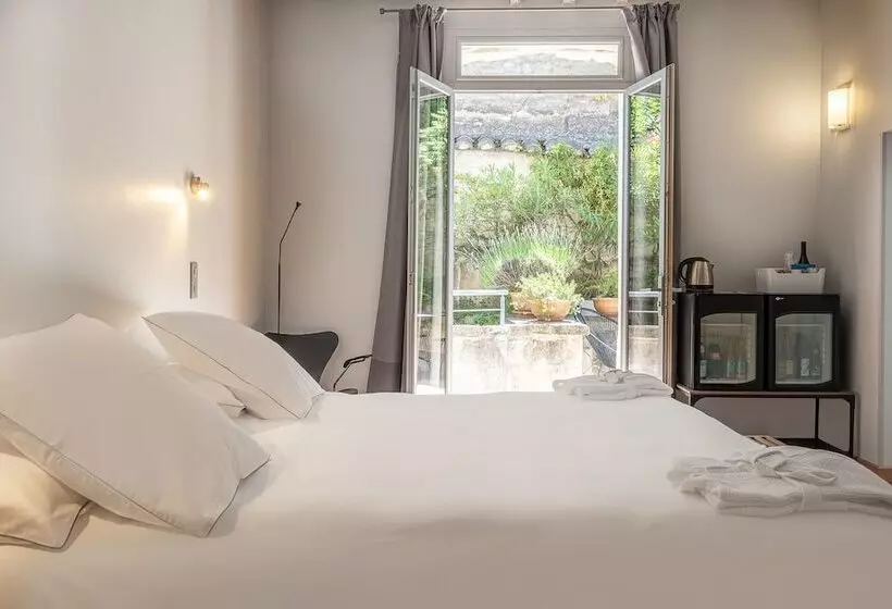 Superior Room with Terrace, Boutique Hôtel Entraigues