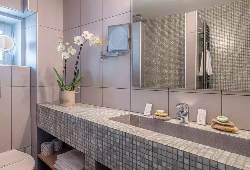 اتاق راحتی, Boutique Hôtel Entraigues