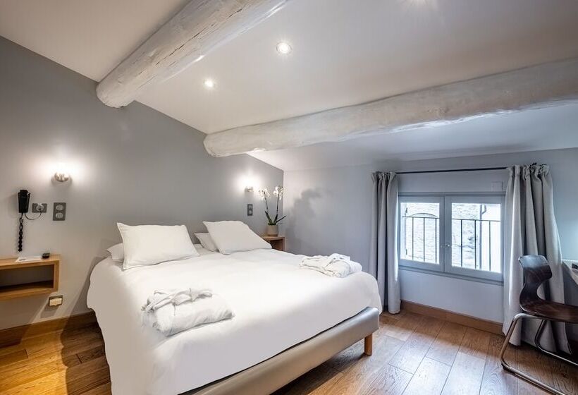 Номер Комфорт, Boutique Hôtel Entraigues