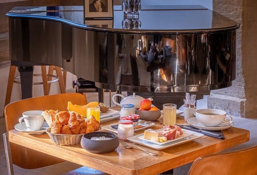 디럭스 트리플 룸, Boutique Hôtel Entraigues