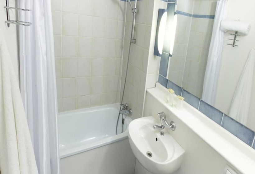 غرفة قياسية, Campanile Nevers Nord Varennesvauzelles