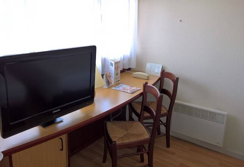 غرفة قياسية سرير مزدوج, Campanile Nevers Nord Varennesvauzelles