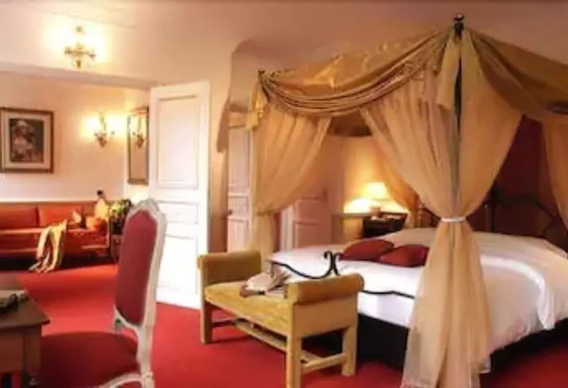 Suite, Chateau Des Comtes De Challes
