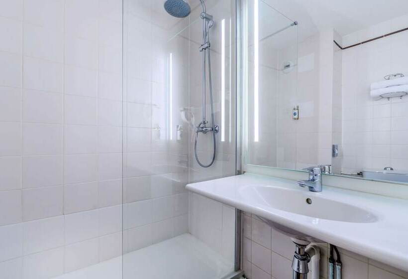 Номер Стандарт, Comfort Hotel Paris Porte D Ivry
