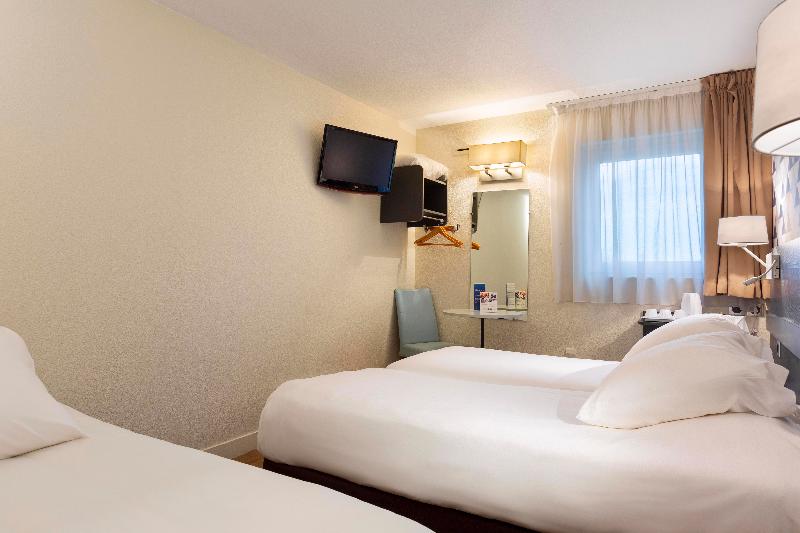 Номер Стандарт Трехместный, Comfort Hotel Paris Porte D Ivry